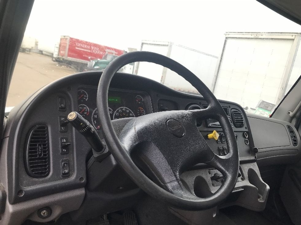 Medium Duty Box Truck-Light and Medium Duty Trucks-Freightliner-2018-M2-Lansing-MI-162,139\n\t\tmiles-$ 57,000 - Image 16