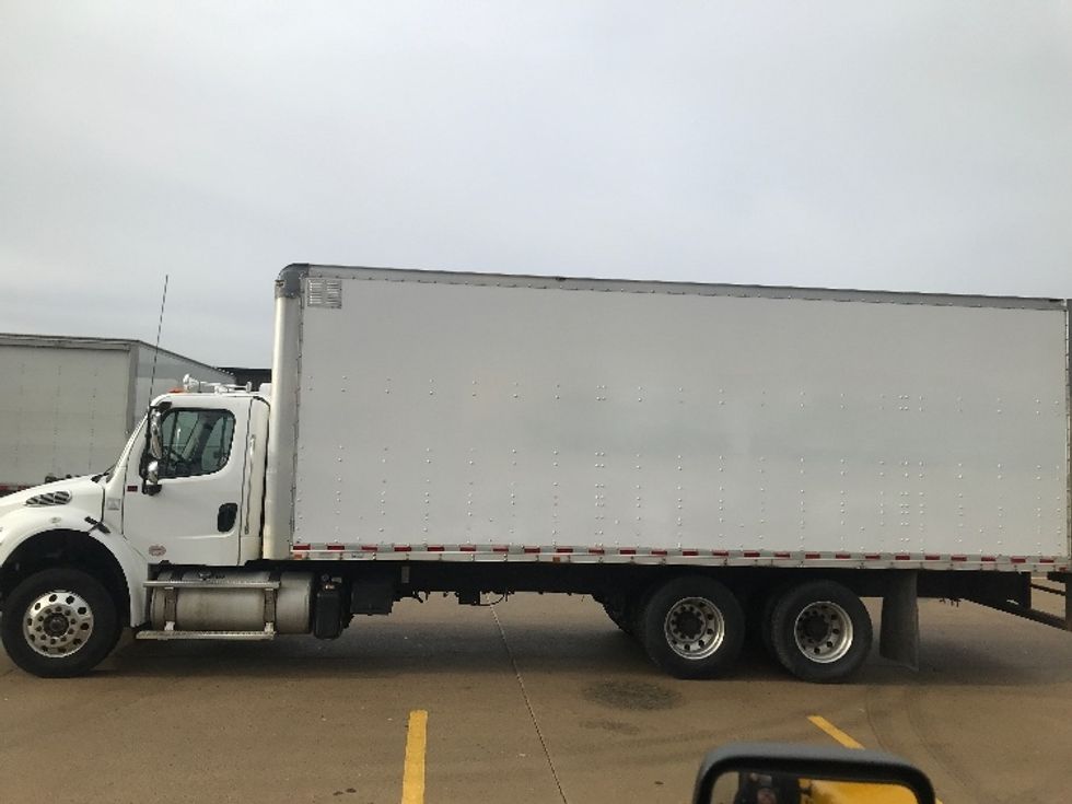 Medium Duty Box Truck-Light and Medium Duty Trucks-Freightliner-2018-M2-Lansing-MI-162,139\n\t\tmiles-$ 57,000 - Image 4