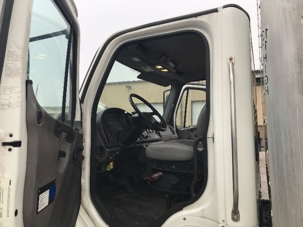 Medium Duty Box Truck-Light and Medium Duty Trucks-Freightliner-2018-M2-Lincoln-NE-107,948\n\t\tmiles-$ 53,250 - Image 16