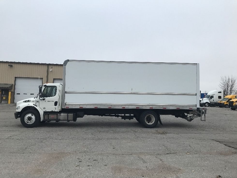 Medium Duty Box Truck-Light and Medium Duty Trucks-Freightliner-2018-M2-Lincoln-NE-107,948\n\t\tmiles-$ 53,250 - Image 4