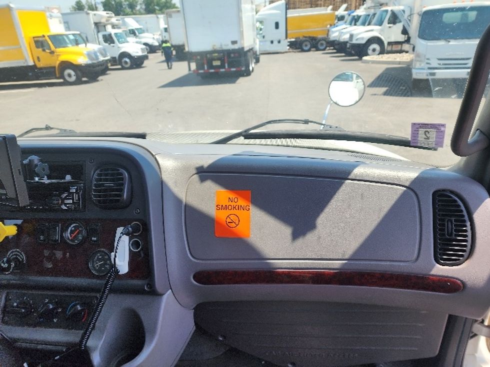 Medium Duty Box Truck-Light and Medium Duty Trucks-Freightliner-2018-M2-Linden-NJ-277,877\n\t\tmiles-$ 32,500 - Image 21
