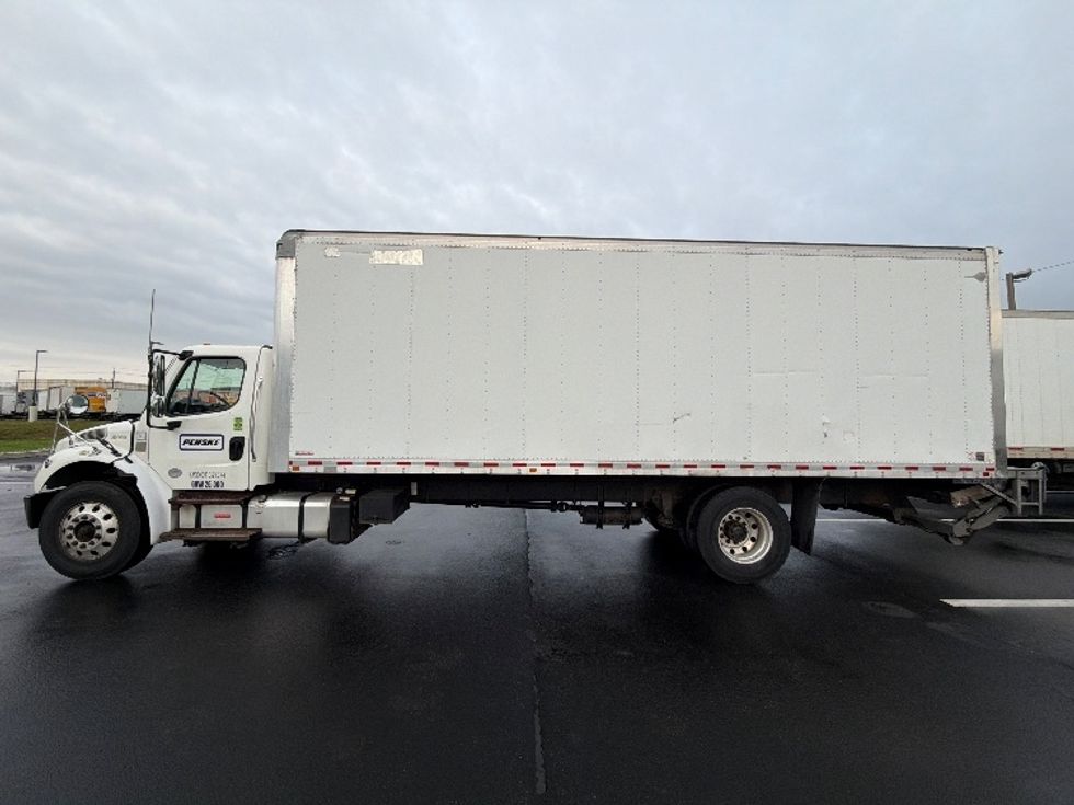 Medium Duty Box Truck-Light and Medium Duty Trucks-Freightliner-2018-M2-Linden-NJ-80,718\n\t\tmiles-$ 62,000 - Image 4