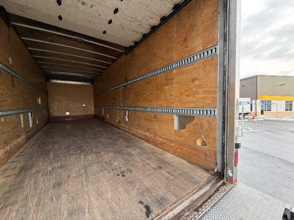 Medium Duty Box Truck-Light and Medium Duty Trucks-Freightliner-2018-M2-Linden-NJ-82,416\n\t\tmiles-$ 62,000 - Image 12