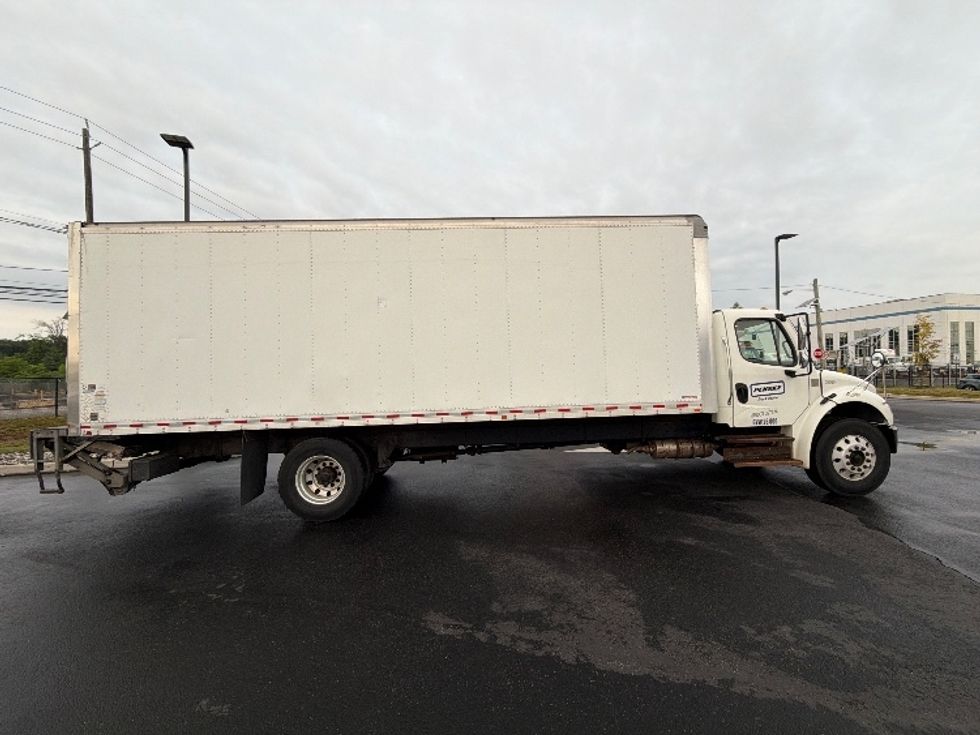 Medium Duty Box Truck-Light and Medium Duty Trucks-Freightliner-2018-M2-Linden-NJ-82,416\n\t\tmiles-$ 62,000 - Image 15