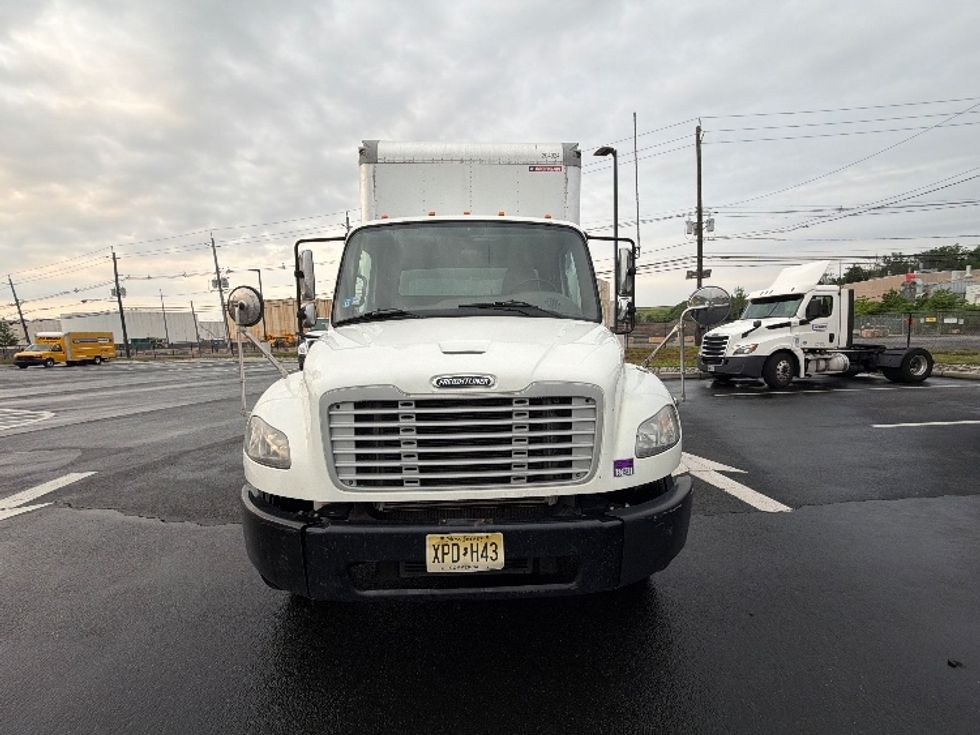 Medium Duty Box Truck-Light and Medium Duty Trucks-Freightliner-2018-M2-Linden-NJ-82,416\n\t\tmiles-$ 62,000 - Image 2