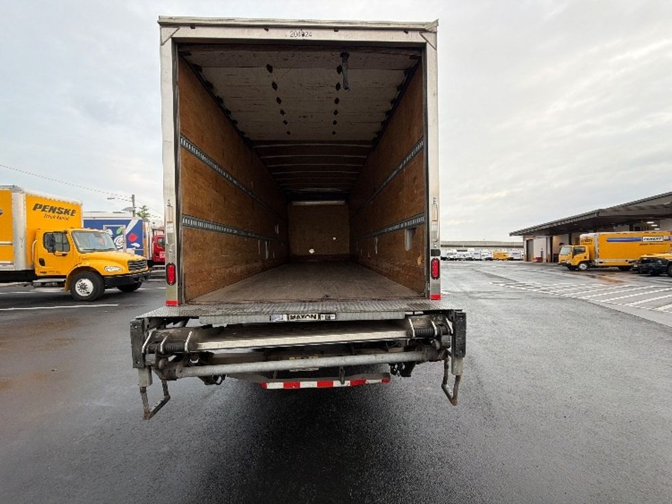 Medium Duty Box Truck-Light and Medium Duty Trucks-Freightliner-2018-M2-Linden-NJ-82,416\n\t\tmiles-$ 62,000 - Image 8