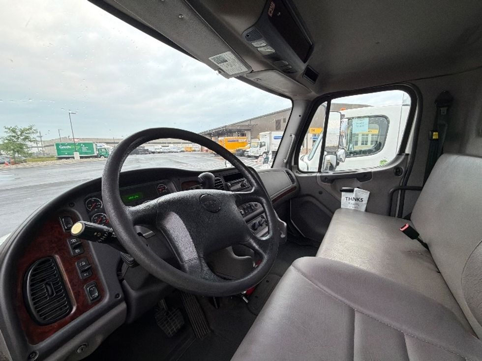 Medium Duty Box Truck-Light and Medium Duty Trucks-Freightliner-2018-M2-Linden-NJ-89,950\n\t\tmiles-$ 61,500 - Image 17