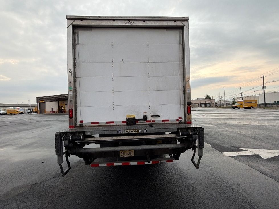 Medium Duty Box Truck-Light and Medium Duty Trucks-Freightliner-2018-M2-Linden-NJ-89,950\n\t\tmiles-$ 61,500 - Image 7