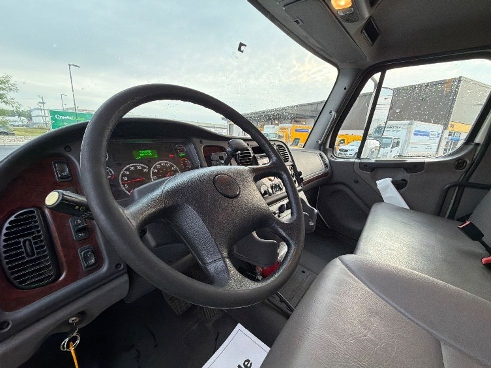 Medium Duty Box Truck-Light and Medium Duty Trucks-Freightliner-2018-M2-Linden-NJ-90,118\n\t\tmiles-$ 60,500 - Image 20