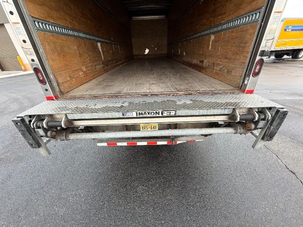 Medium Duty Box Truck-Light and Medium Duty Trucks-Freightliner-2018-M2-Linden-NJ-90,360\n\t\tmiles-$ 60,500 - Image 10