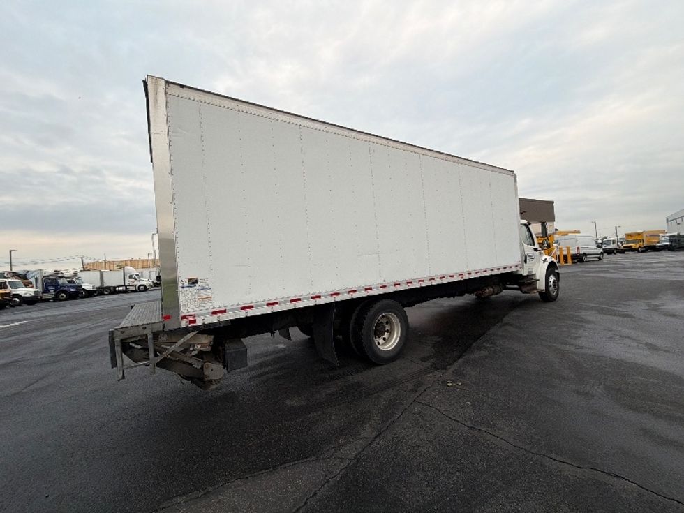 Medium Duty Box Truck-Light and Medium Duty Trucks-Freightliner-2018-M2-Linden-NJ-90,360\n\t\tmiles-$ 60,500 - Image 13