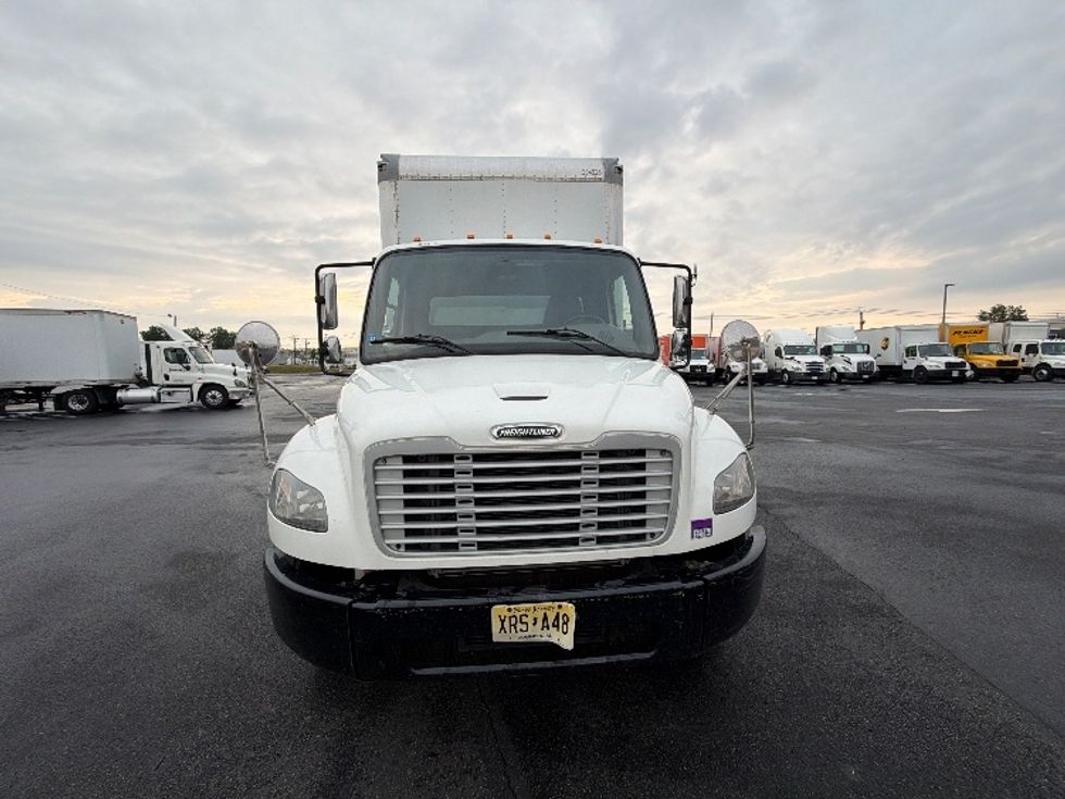 Medium Duty Box Truck-Light and Medium Duty Trucks-Freightliner-2018-M2-Linden-NJ-90,360\n\t\tmiles-$ 60,500 - Image 2