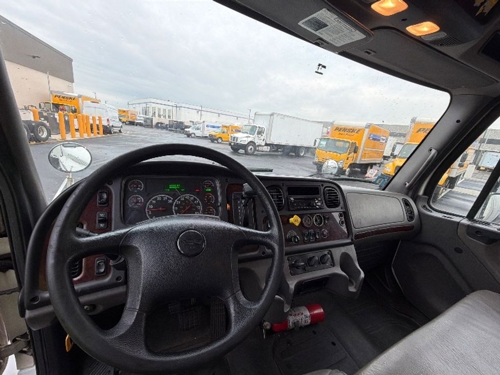 Medium Duty Box Truck-Light and Medium Duty Trucks-Freightliner-2018-M2-Linden-NJ-90,360\n\t\tmiles-$ 60,500 - Image 21