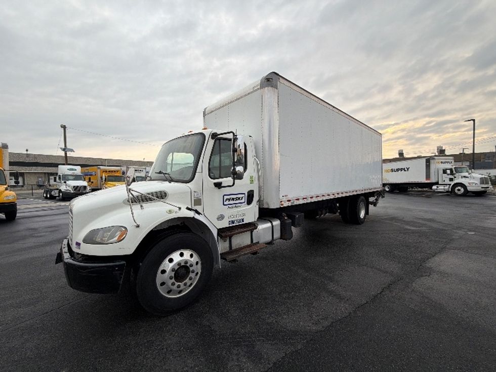 Medium Duty Box Truck-Light and Medium Duty Trucks-Freightliner-2018-M2-Linden-NJ-90,360\n\t\tmiles-$ 60,500 - Image 3