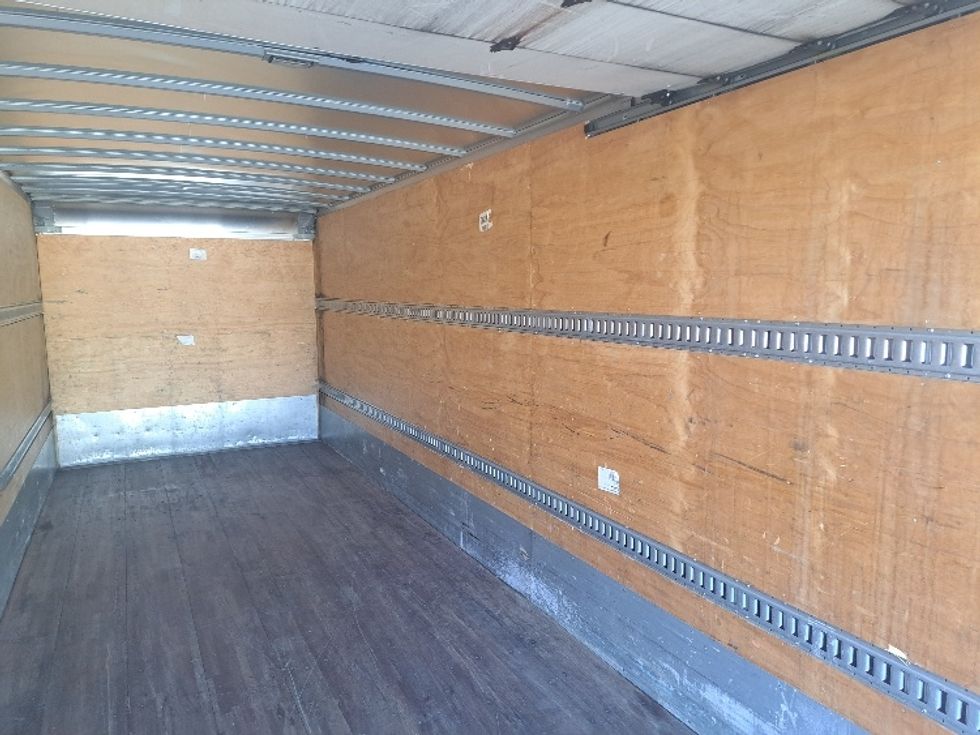 Medium Duty Box Truck-Light and Medium Duty Trucks-Freightliner-2018-M2-Lithia Springs-GA-267,466\n\t\tmiles-$ 39,250 - Image 12