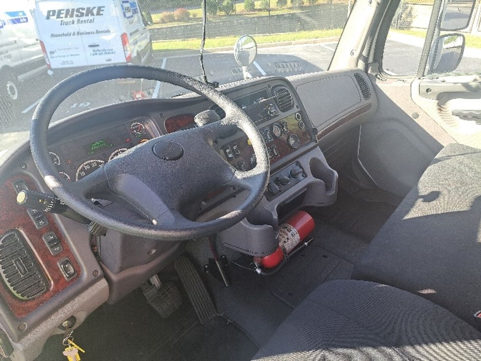 Medium Duty Box Truck-Light and Medium Duty Trucks-Freightliner-2018-M2-Lithia Springs-GA-267,466\n\t\tmiles-$ 39,250 - Image 17