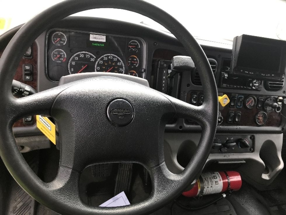 Medium Duty Box Truck-Light and Medium Duty Trucks-Freightliner-2018-M2-Liverpool-NY-249,703\n\t\tmiles-$ 30,750 - Image 18