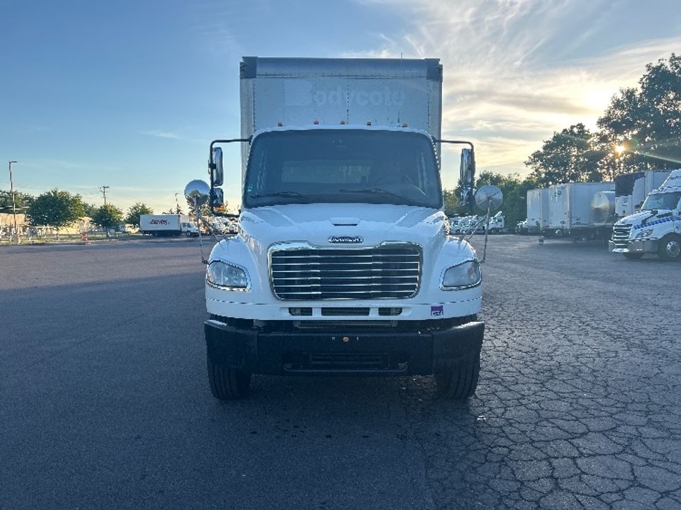 Medium Duty Box Truck-Light and Medium Duty Trucks-Freightliner-2018-M2-Liverpool-NY-325,139\n\t\tmiles-$ 28,500 - Image 2