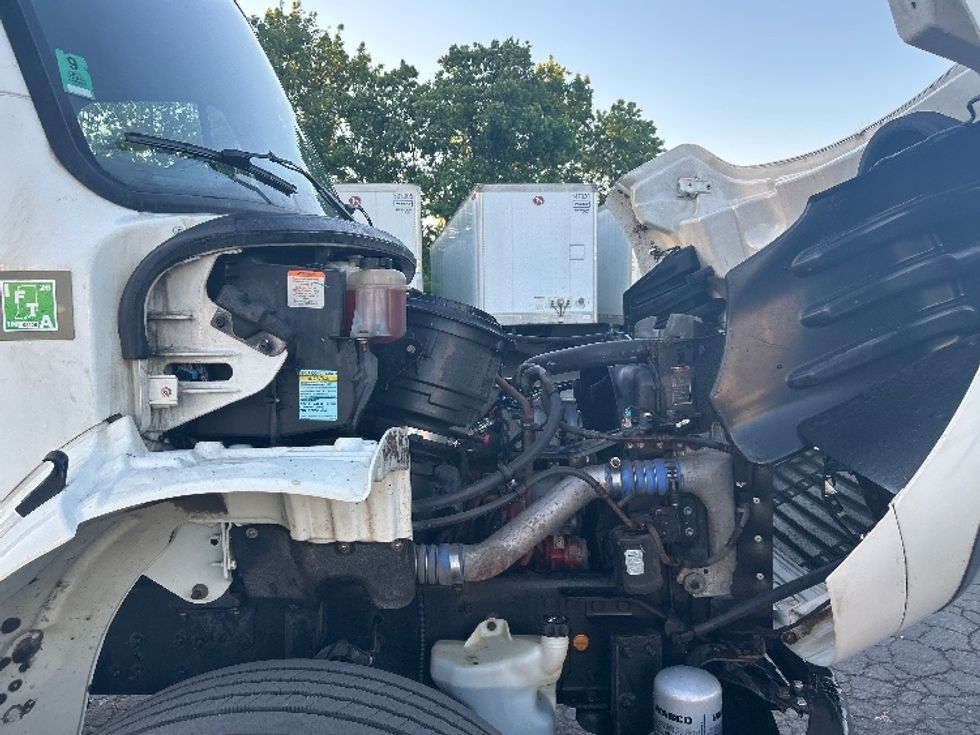 Medium Duty Box Truck-Light and Medium Duty Trucks-Freightliner-2018-M2-Liverpool-NY-325,139\n\t\tmiles-$ 28,500 - Image 23