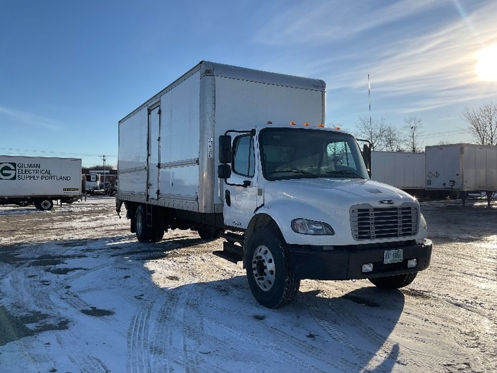 Medium Duty Box Truck-Light and Medium Duty Trucks-Freightliner-2018-M2-Londonderry-NH-204,951\n\t\tmiles-$ 38,000 - Image 1