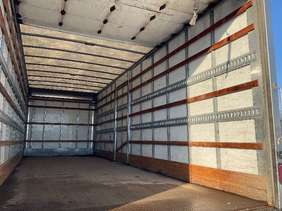 Medium Duty Box Truck-Light and Medium Duty Trucks-Freightliner-2018-M2-Londonderry-NH-204,951\n\t\tmiles-$ 38,000 - Image 12