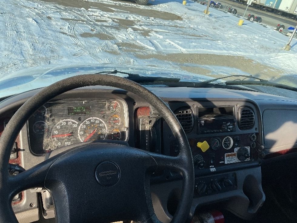 Medium Duty Box Truck-Light and Medium Duty Trucks-Freightliner-2018-M2-Londonderry-NH-204,951\n\t\tmiles-$ 38,000 - Image 18