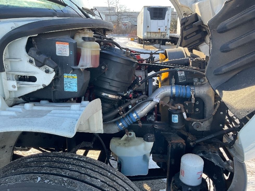 Medium Duty Box Truck-Light and Medium Duty Trucks-Freightliner-2018-M2-Londonderry-NH-204,951\n\t\tmiles-$ 38,000 - Image 23