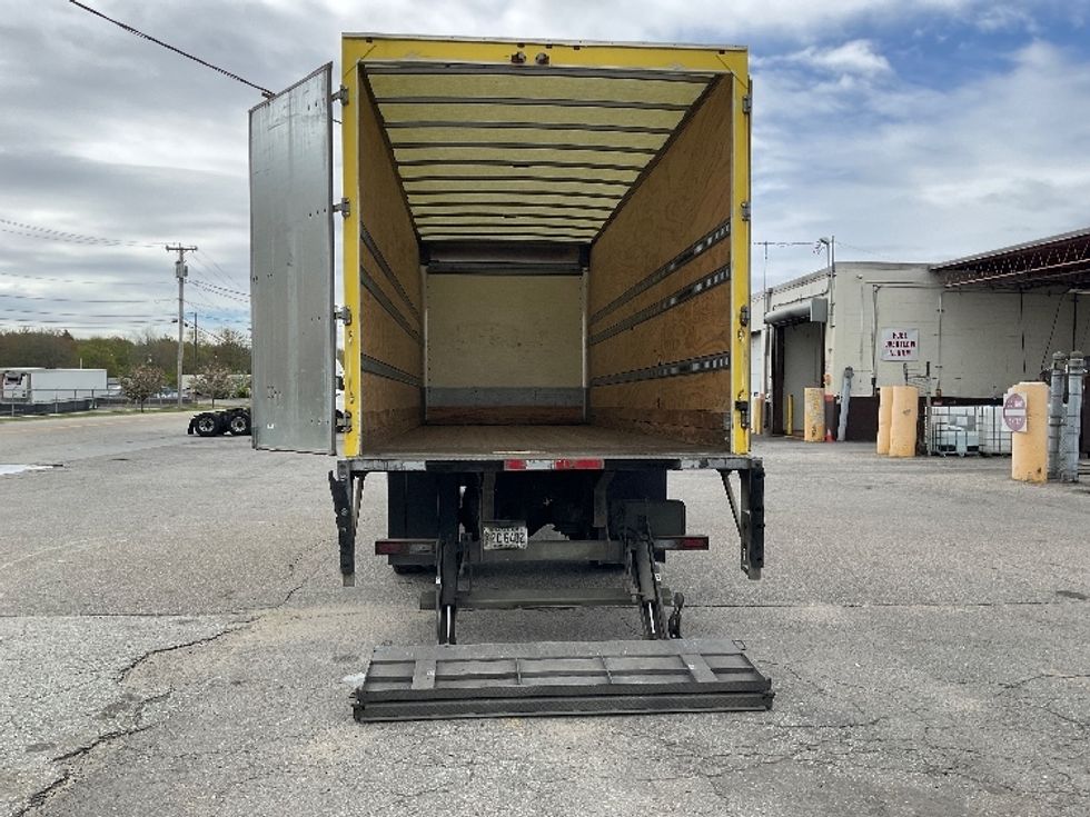 Medium Duty Box Truck-Light and Medium Duty Trucks-Freightliner-2018-M2-Londonderry-NH-268,318\n\t\tmiles-$ 27,500 - Image 10