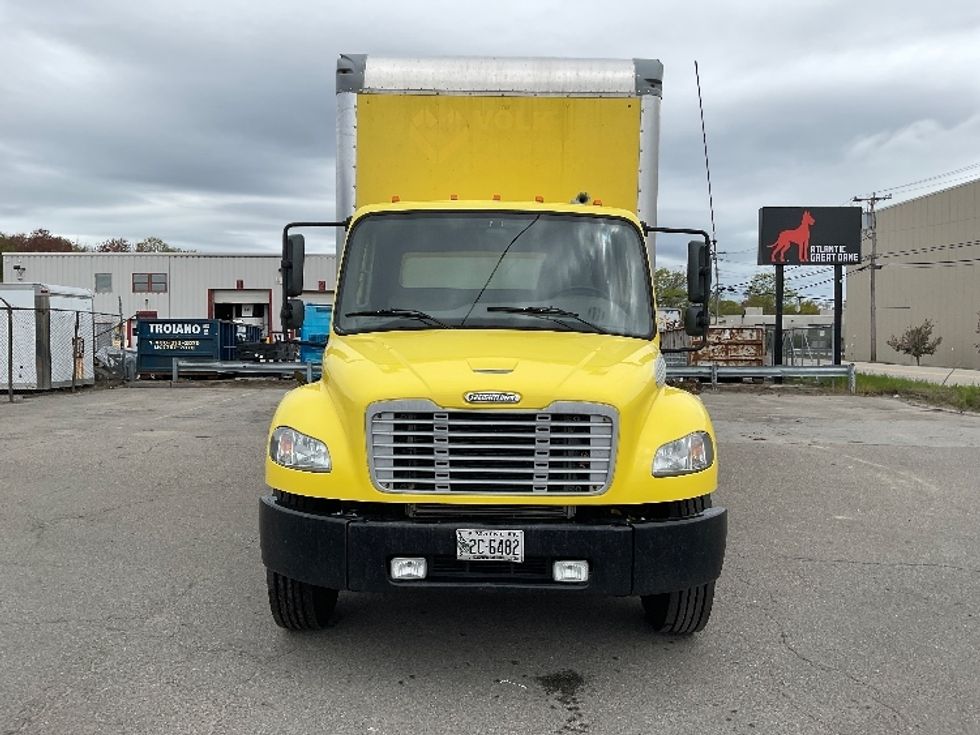 Medium Duty Box Truck-Light and Medium Duty Trucks-Freightliner-2018-M2-Londonderry-NH-268,318\n\t\tmiles-$ 27,500 - Image 2