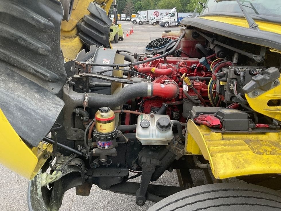 Medium Duty Box Truck-Light and Medium Duty Trucks-Freightliner-2018-M2-Londonderry-NH-304,943\n\t\tmiles-$ 23,750 - Image 24