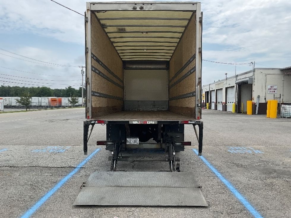 Medium Duty Box Truck-Light and Medium Duty Trucks-Freightliner-2018-M2-Londonderry-NH-304,943\n\t\tmiles-$ 23,750 - Image 9