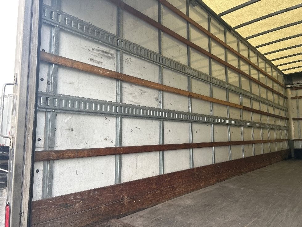 Medium Duty Box Truck-Light and Medium Duty Trucks-Freightliner-2018-M2-Louisville-KY-174,958\n\t\tmiles-$ 46,500 - Image 11