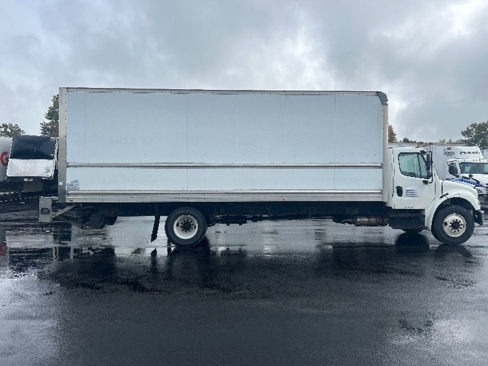 Medium Duty Box Truck-Light and Medium Duty Trucks-Freightliner-2018-M2-Louisville-KY-174,958\n\t\tmiles-$ 46,500 - Image 15
