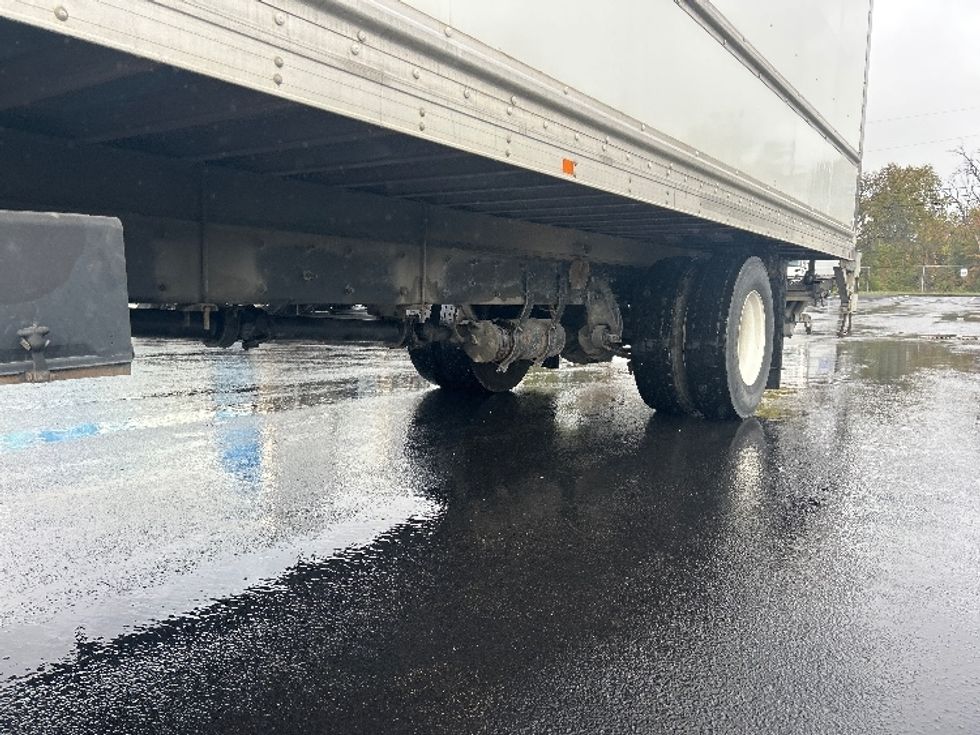 Medium Duty Box Truck-Light and Medium Duty Trucks-Freightliner-2018-M2-Louisville-KY-174,958\n\t\tmiles-$ 46,500 - Image 5