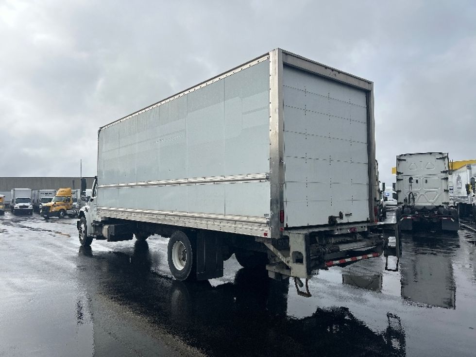 Medium Duty Box Truck-Light and Medium Duty Trucks-Freightliner-2018-M2-Louisville-KY-174,958\n\t\tmiles-$ 46,500 - Image 6