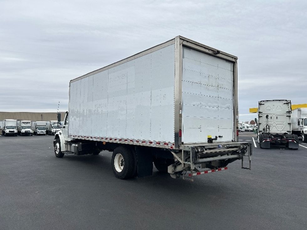 Medium Duty Box Truck-Light and Medium Duty Trucks-Freightliner-2018-M2-Louisville-KY-239,038\n\t\tmiles-$ 39,000 - Image 6