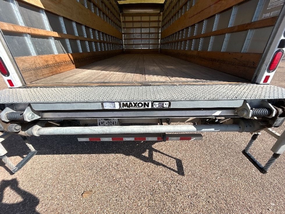 Medium Duty Box Truck-Light and Medium Duty Trucks-Freightliner-2018-M2-Lubbock-TX-170,928\n\t\tmiles-$ 47,000 - Image 10