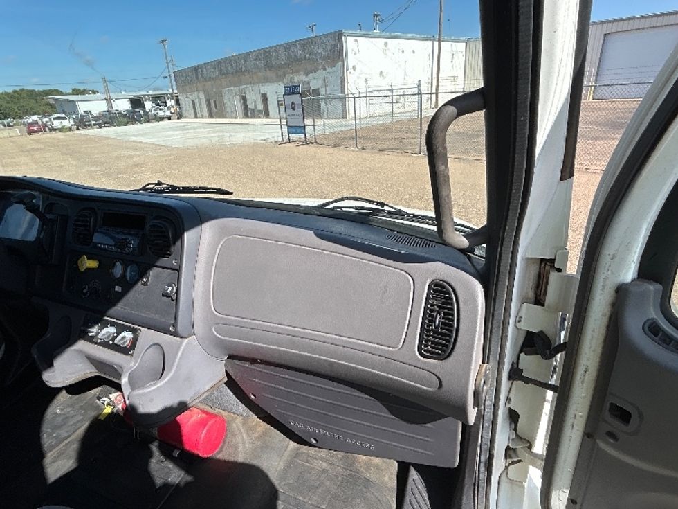 Medium Duty Box Truck-Light and Medium Duty Trucks-Freightliner-2018-M2-Lubbock-TX-170,928\n\t\tmiles-$ 47,000 - Image 21