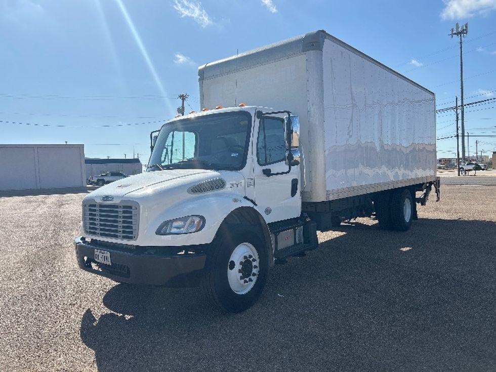 Medium Duty Box Truck-Light and Medium Duty Trucks-Freightliner-2018-M2-Lubbock-TX-170,928\n\t\tmiles-$ 47,000 - Image 3