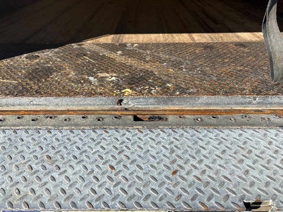 Medium Duty Box Truck-Light and Medium Duty Trucks-Freightliner-2018-M2-Mebane-NC-265,886\n\t\tmiles-$ 33,500 - Image 10