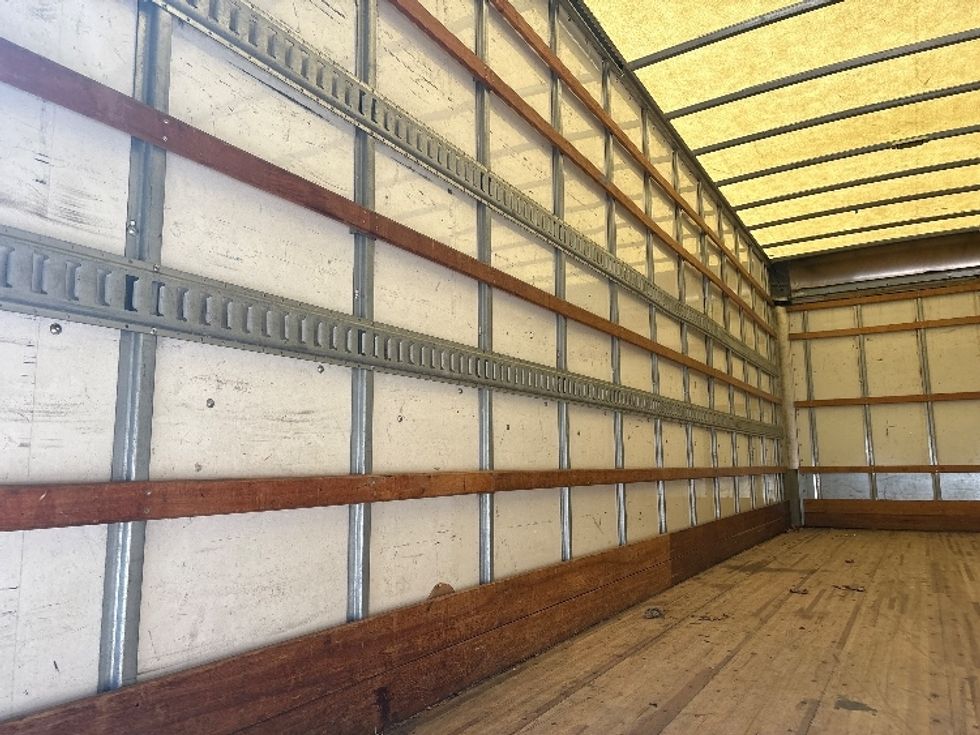 Medium Duty Box Truck-Light and Medium Duty Trucks-Freightliner-2018-M2-Mebane-NC-265,886\n\t\tmiles-$ 33,500 - Image 11