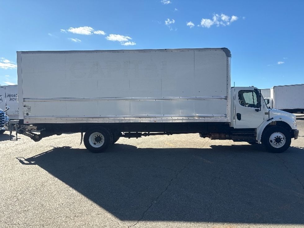 Medium Duty Box Truck-Light and Medium Duty Trucks-Freightliner-2018-M2-Mebane-NC-265,886\n\t\tmiles-$ 33,500 - Image 15
