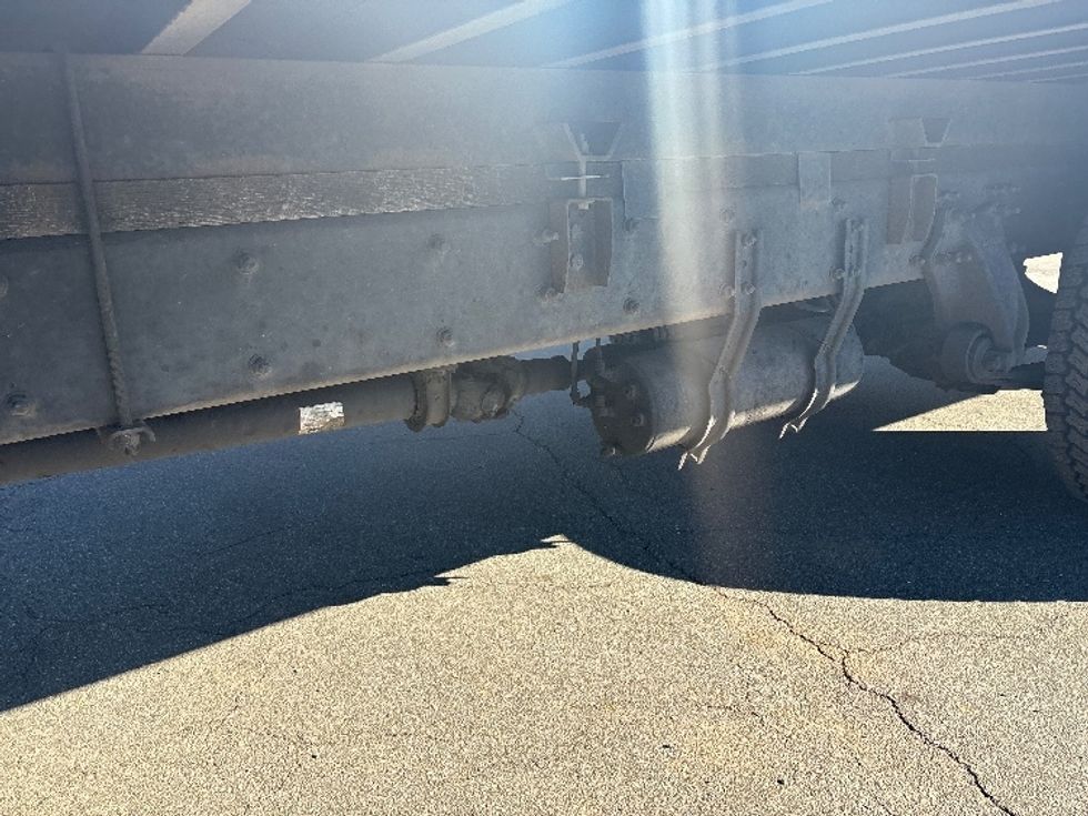 Medium Duty Box Truck-Light and Medium Duty Trucks-Freightliner-2018-M2-Mebane-NC-265,886\n\t\tmiles-$ 33,500 - Image 5