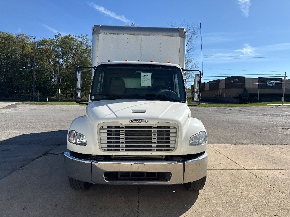 Medium Duty Box Truck-Light and Medium Duty Trucks-Freightliner-2018-M2-Middlefield-OH-198,896\n\t\tmiles-$ 40,750 - Image 2