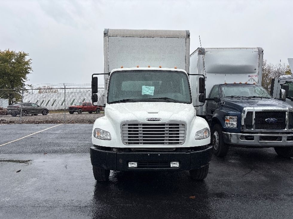 Medium Duty Box Truck-Light and Medium Duty Trucks-Freightliner-2018-M2-Middlefield-OH-255,272\n\t\tmiles-$ 33,500 - Image 2