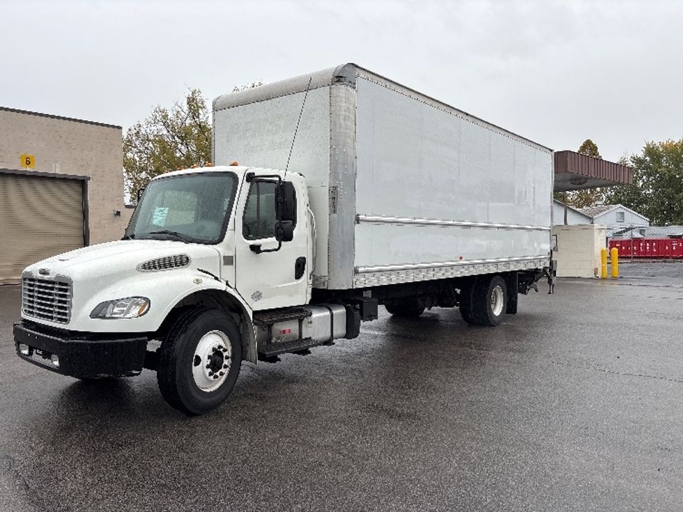 Medium Duty Box Truck-Light and Medium Duty Trucks-Freightliner-2018-M2-Middlefield-OH-255,272\n\t\tmiles-$ 33,500 - Image 3