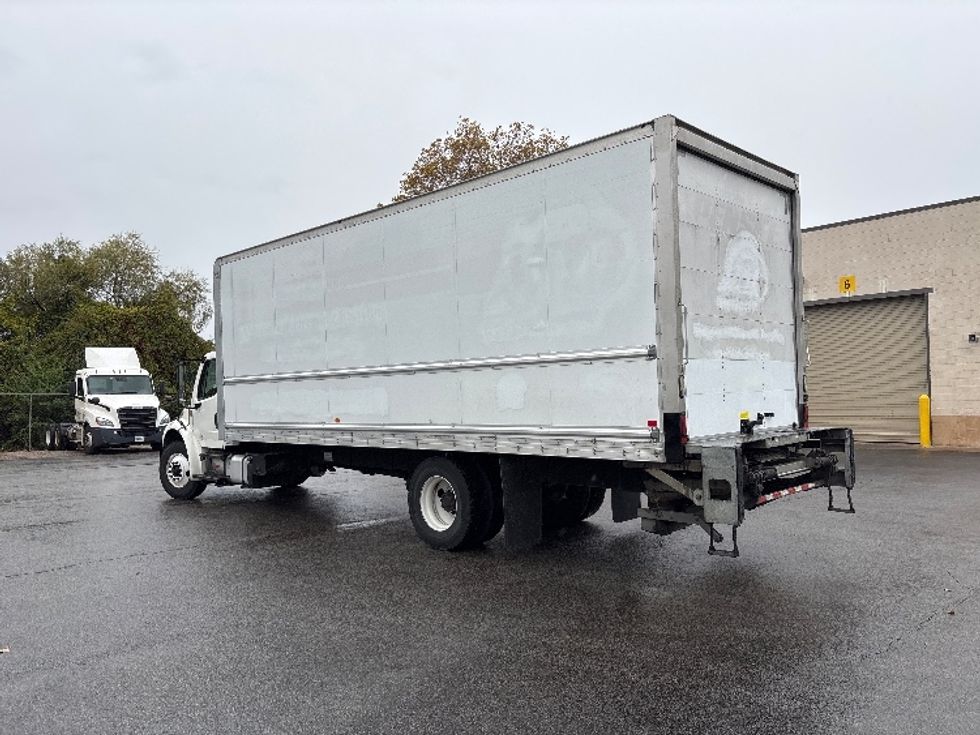 Medium Duty Box Truck-Light and Medium Duty Trucks-Freightliner-2018-M2-Middlefield-OH-255,272\n\t\tmiles-$ 33,500 - Image 6
