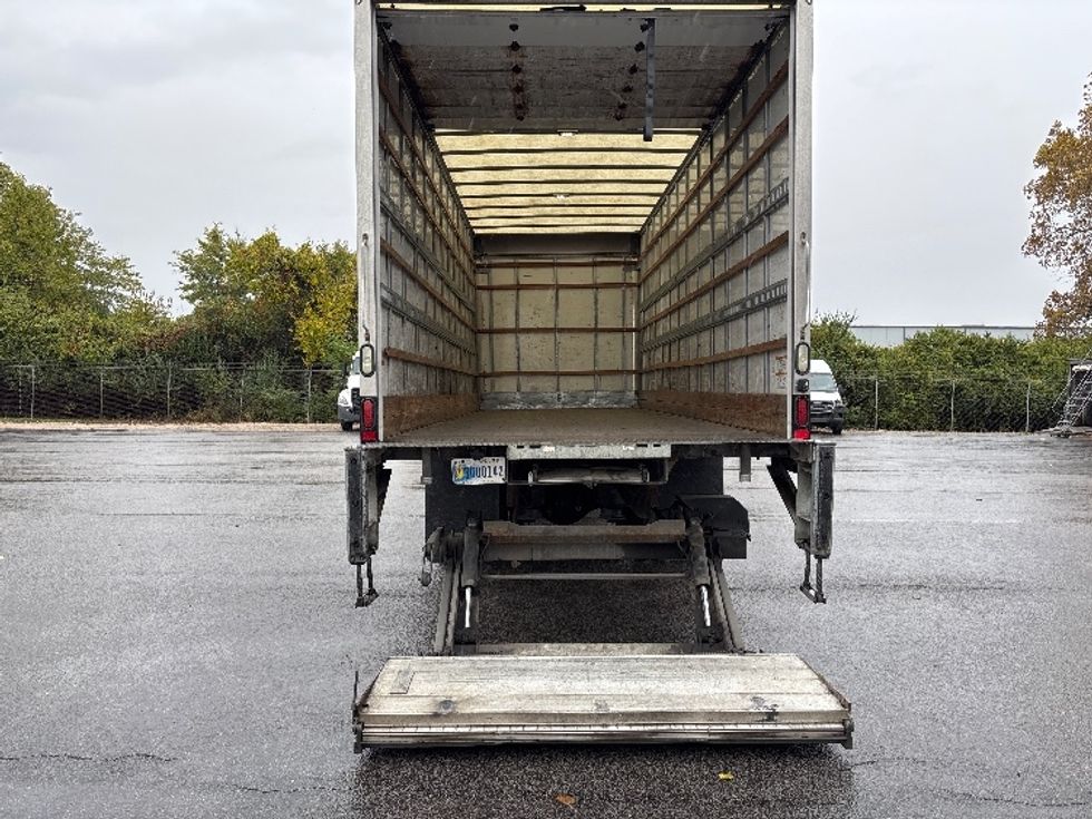 Medium Duty Box Truck-Light and Medium Duty Trucks-Freightliner-2018-M2-Middlefield-OH-255,272\n\t\tmiles-$ 33,500 - Image 9