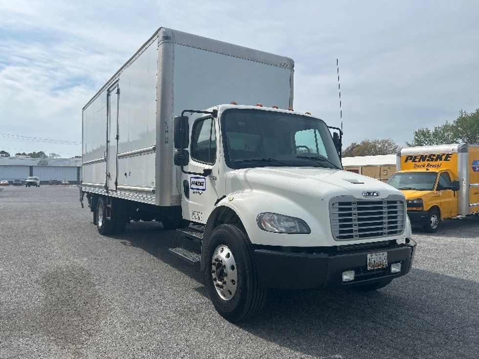 Medium Duty Box Truck-Light and Medium Duty Trucks-Freightliner-2018-M2-Milford-DE-104,378\n\t\tmiles-$ 50,750 - Image 1