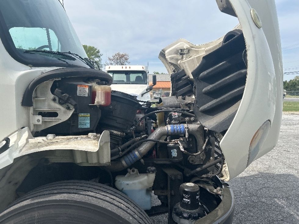 Medium Duty Box Truck-Light and Medium Duty Trucks-Freightliner-2018-M2-Milford-DE-104,378\n\t\tmiles-$ 50,750 - Image 23